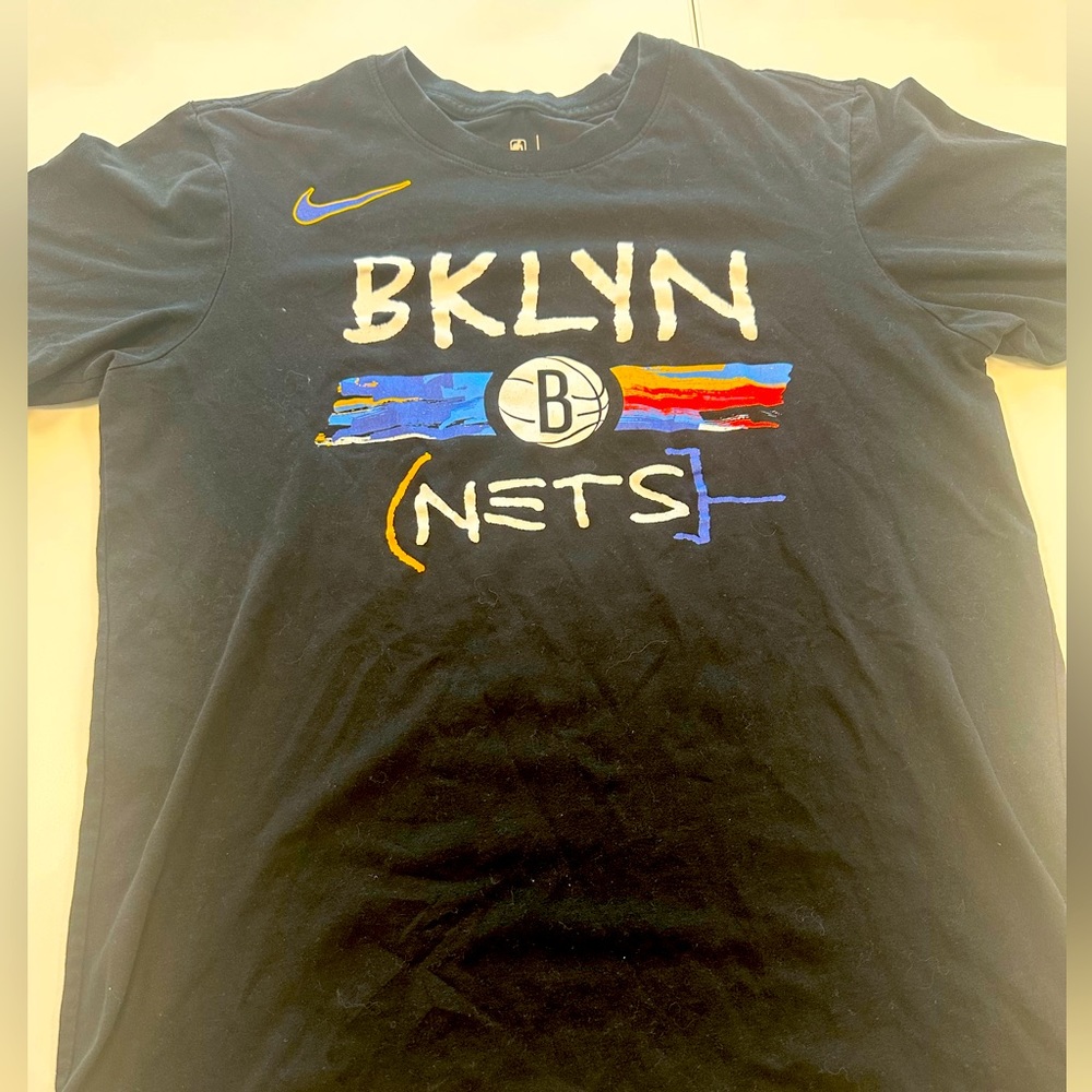 Nike nba Brooklyn Nets t shirt sz S EUC stylish